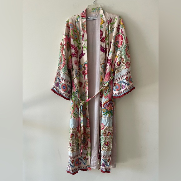 Zara Floral Printed Multicolor Long Belted Pink Pastel Kimono - Picture 11 of 12